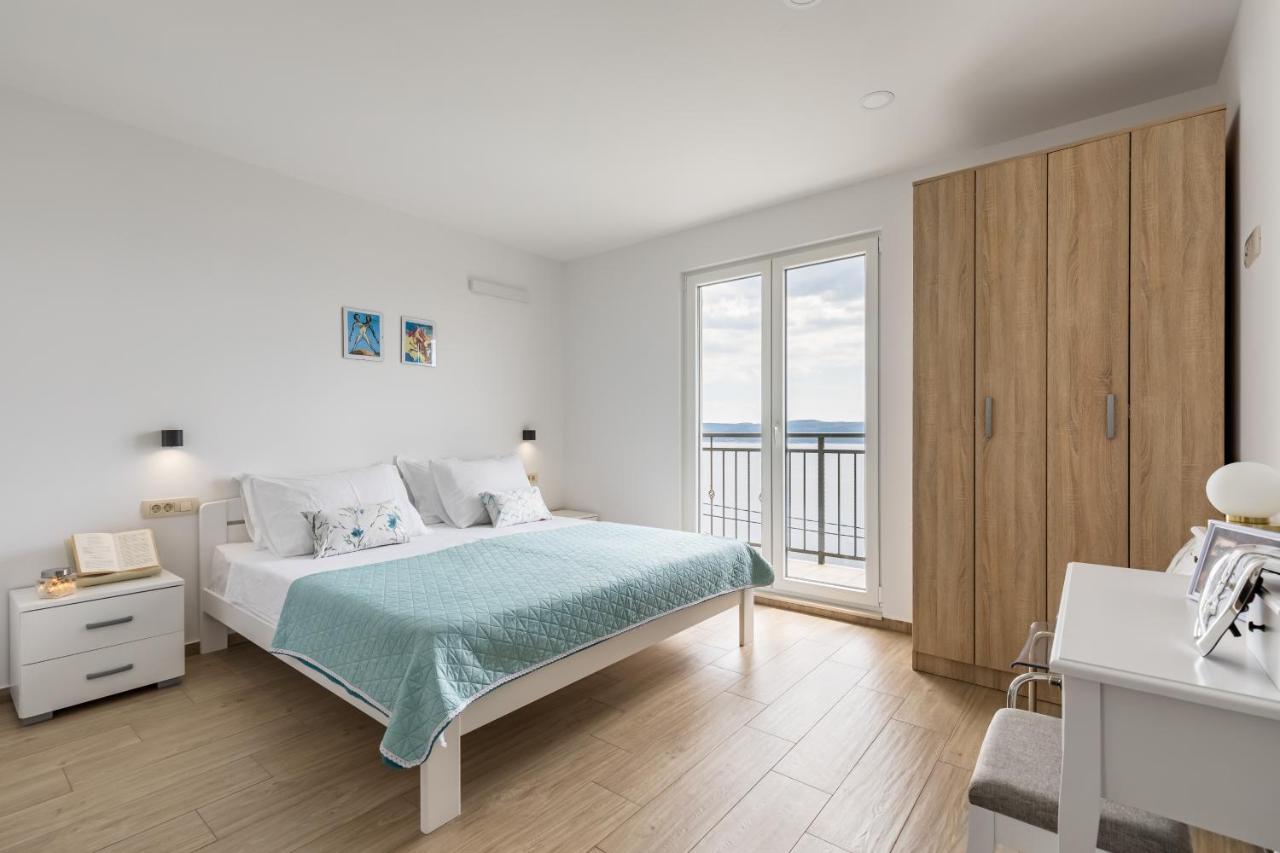 Luxurious Apartments Bona Fide Мимице Екстериор снимка