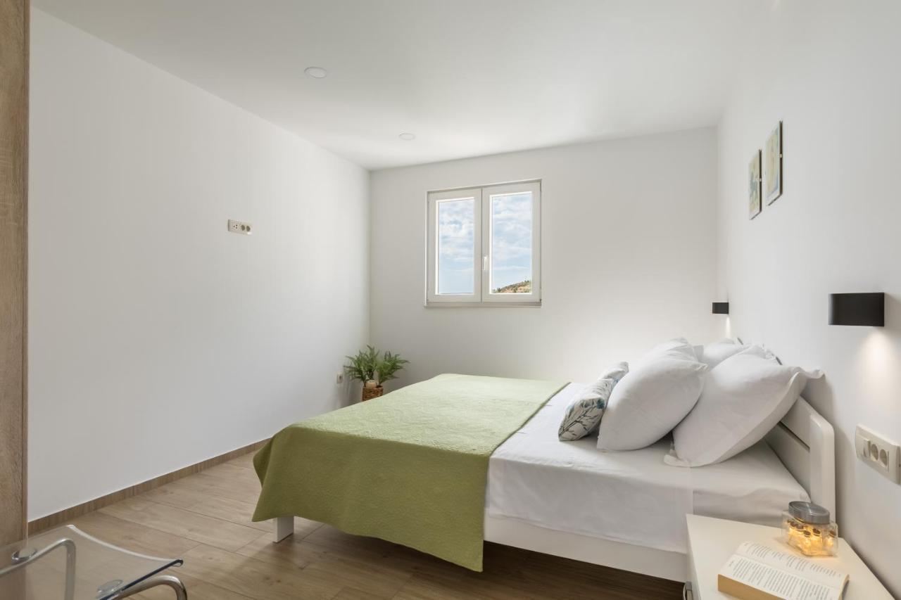 Luxurious Apartments Bona Fide Мимице Екстериор снимка